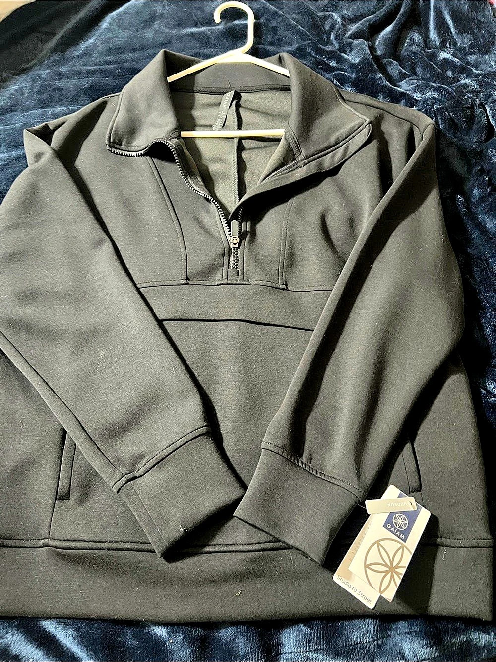 Gaiam Hudson Pullover 1/4 Zip Pullover in Black Size Large NWT